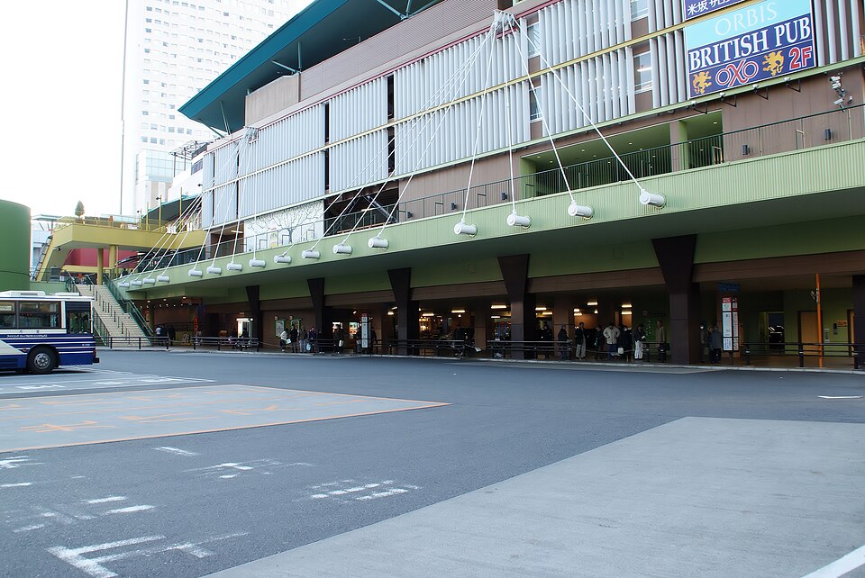 金山站北口巴士总站 实景照片