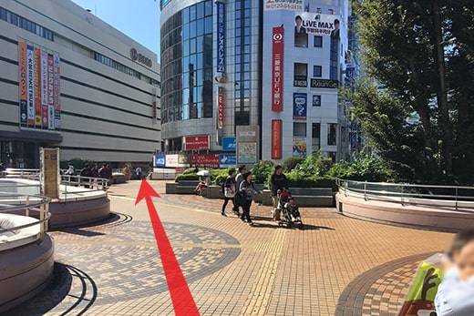 下最里面的楼梯